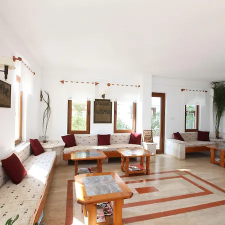 Medusa فندق كاس